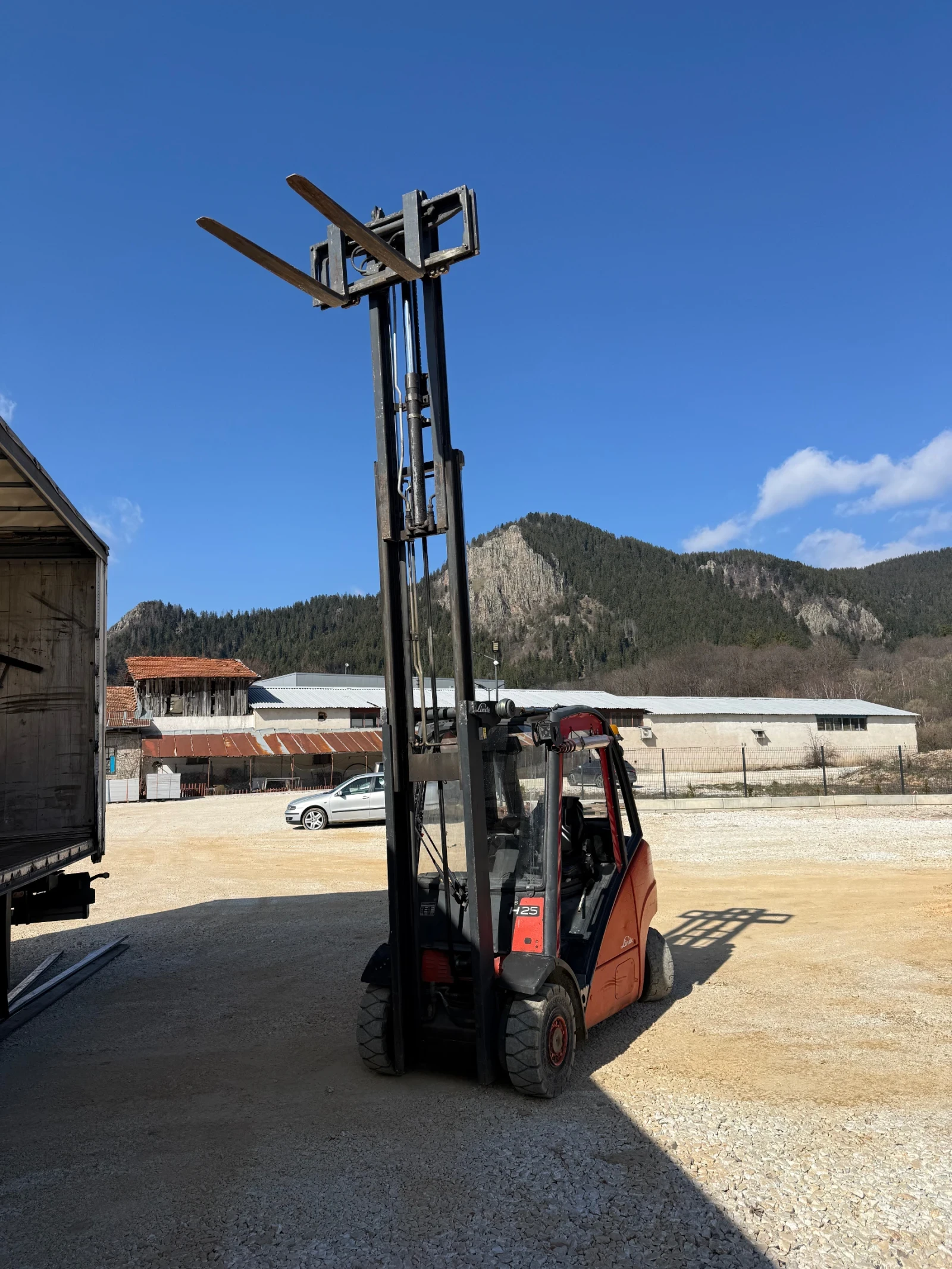 Мотокар Linde Diesel, снимка 4 - Индустриална техника - 54156864