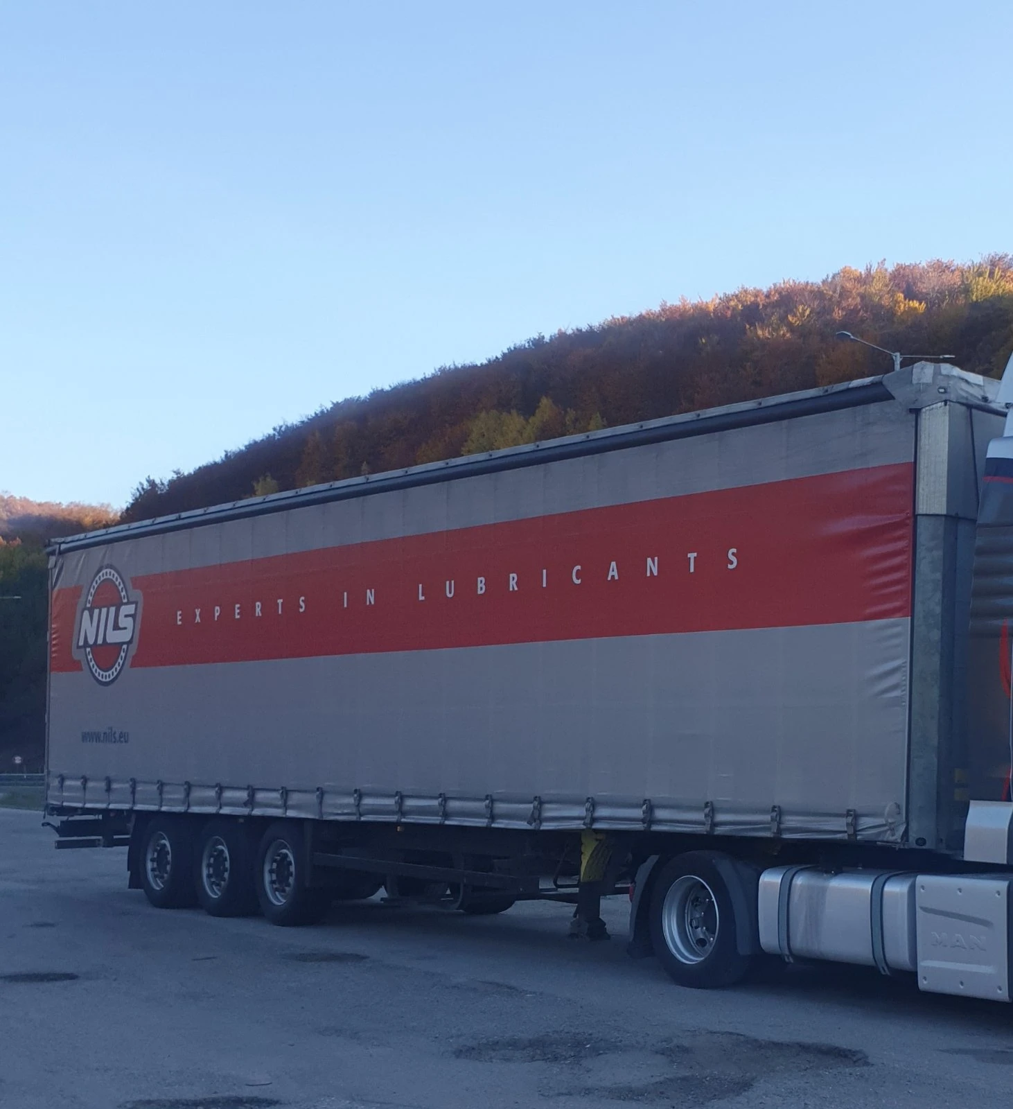  Schmitz Varius | Mobile.bg   1