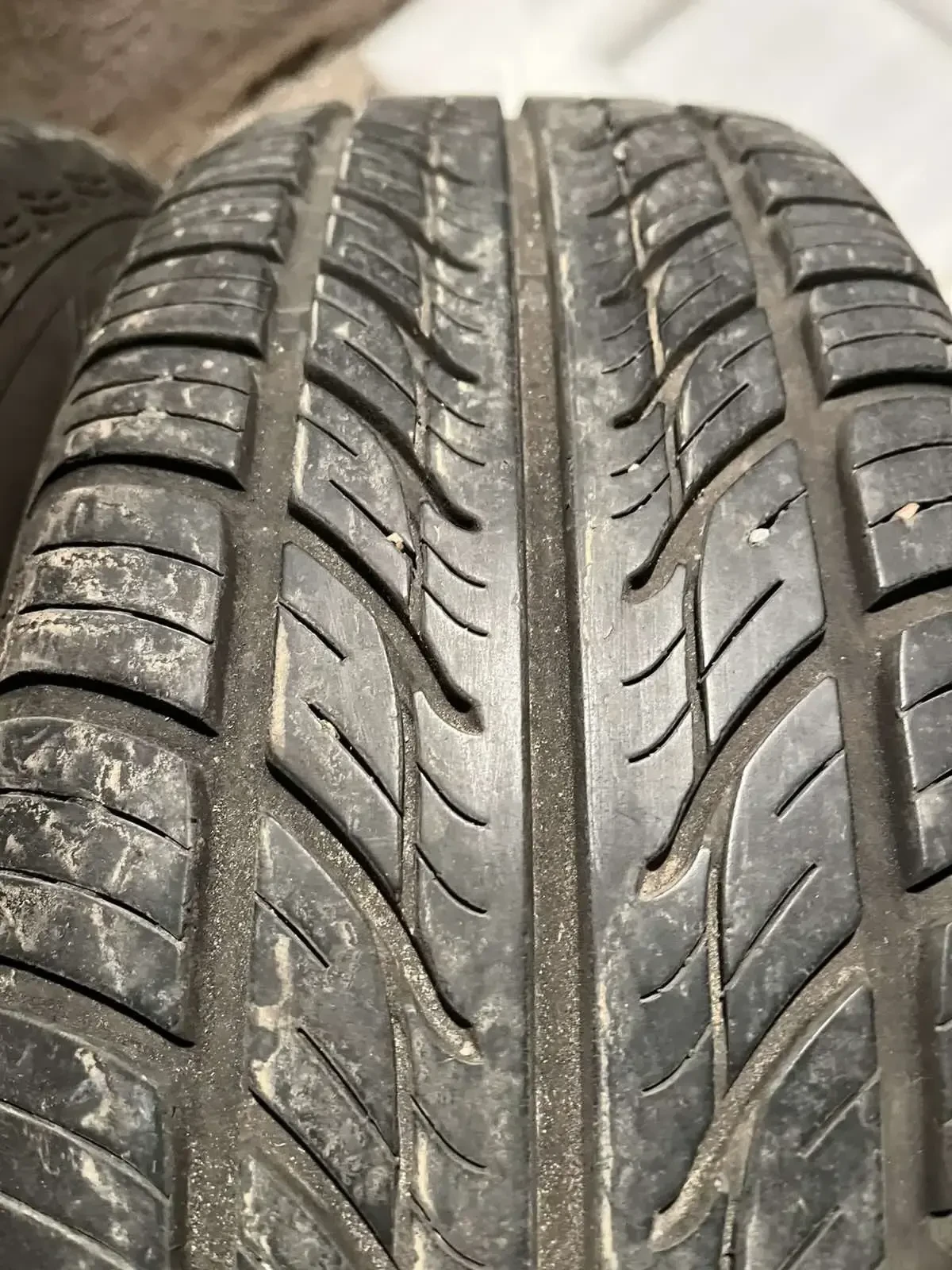 ���� � ������ 185/65R14 �� VW Passat | Mobile.bg � ����������� 3