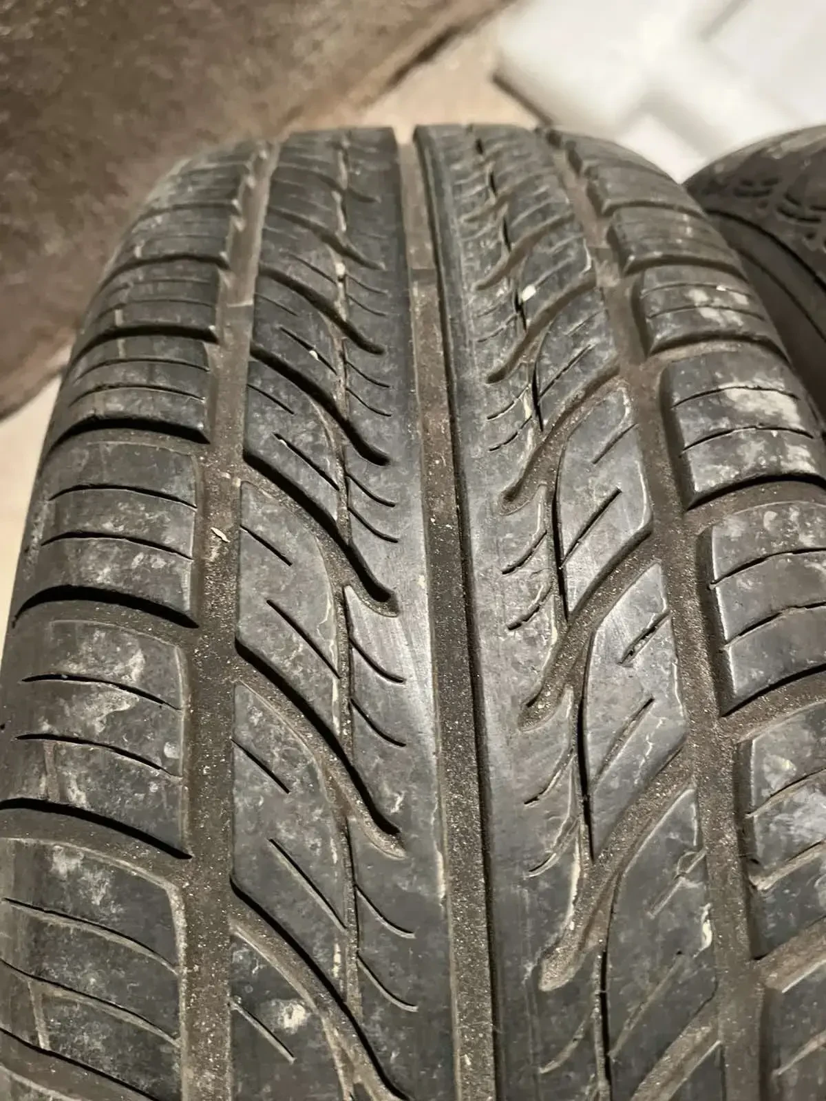 ���� � ������ 185/65R14 �� VW Passat | Mobile.bg � ����������� 4