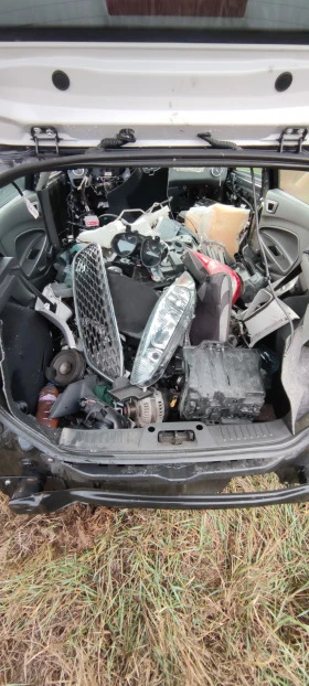 Ford Fiesta 1.0benz 3бр, снимка 7