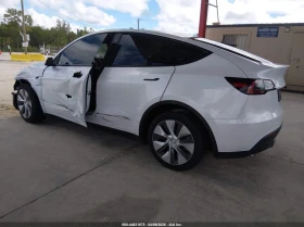 Tesla Model Y Long Range Dual Motor All-Wheel Drive, снимка 3