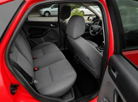 Ford Focus 1.6- Гаражен-клима, снимка 6