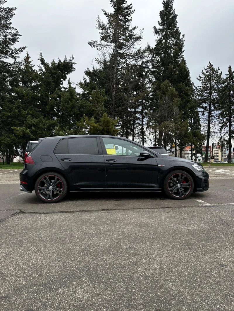 VW Golf Golf GTI 2.0 бензин 250к.с в ТоП СъСтОяНиеЕ, снимка 2 - Автомобили и джипове - 40151734