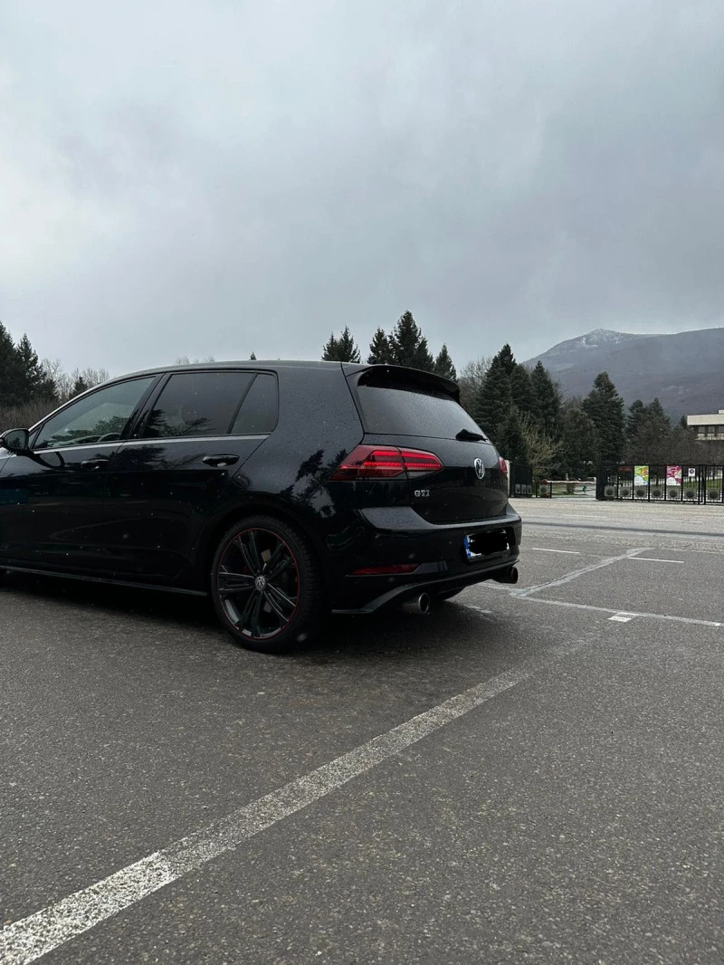 VW Golf Golf GTI 2.0 бензин 250к.с в ТоП СъСтОяНиеЕ, снимка 8 - Автомобили и джипове - 40151734