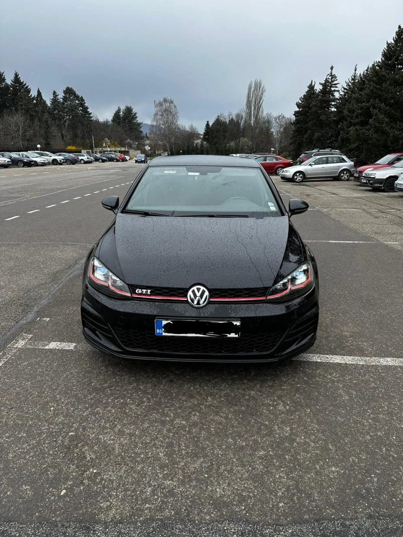 VW Golf Golf GTI 2.0 бензин 250к.с в ТоП СъСтОяНиеЕ, снимка 6 - Автомобили и джипове - 40151734