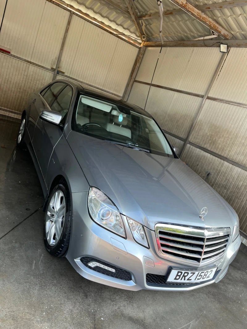 Mercedes-Benz E 350 blueefficiency, снимка 1 - Автомобили и джипове - 46956526