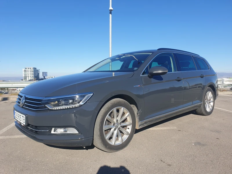 VW Passat 2.0TDI 190hp 4x4 DSG 7 Highline, снимка 3 - Автомобили и джипове - 47905697