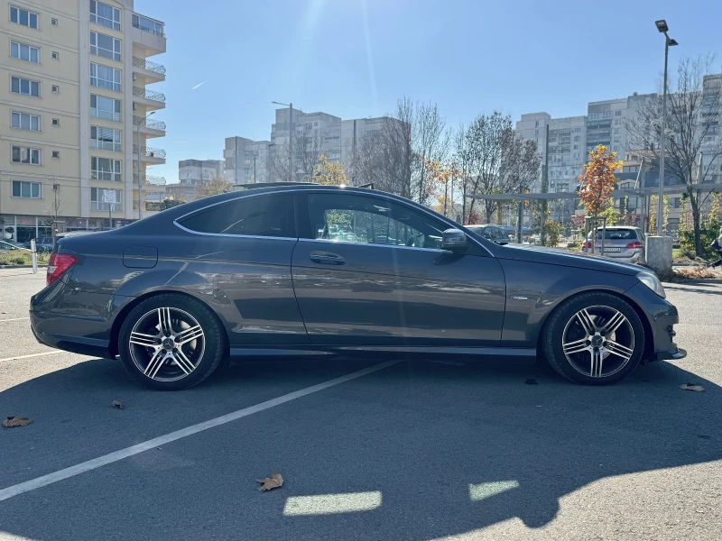 Mercedes-Benz C 350 4MATIC AMG BlueEFFICIENCY, снимка 4 - Автомобили и джипове - 48571611