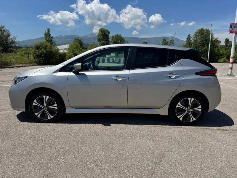 Nissan Leaf  62KW-2022-40000км-с включен ддс, снимка 9 - Автомобили и джипове - 50505860