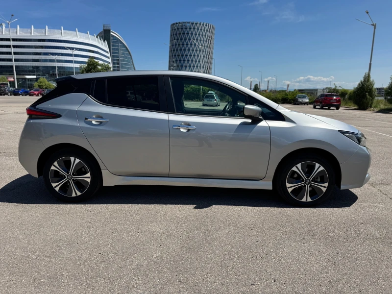 Nissan Leaf  62KW-2022-40000км-с включен ддс, снимка 4 - Автомобили и джипове - 50505860