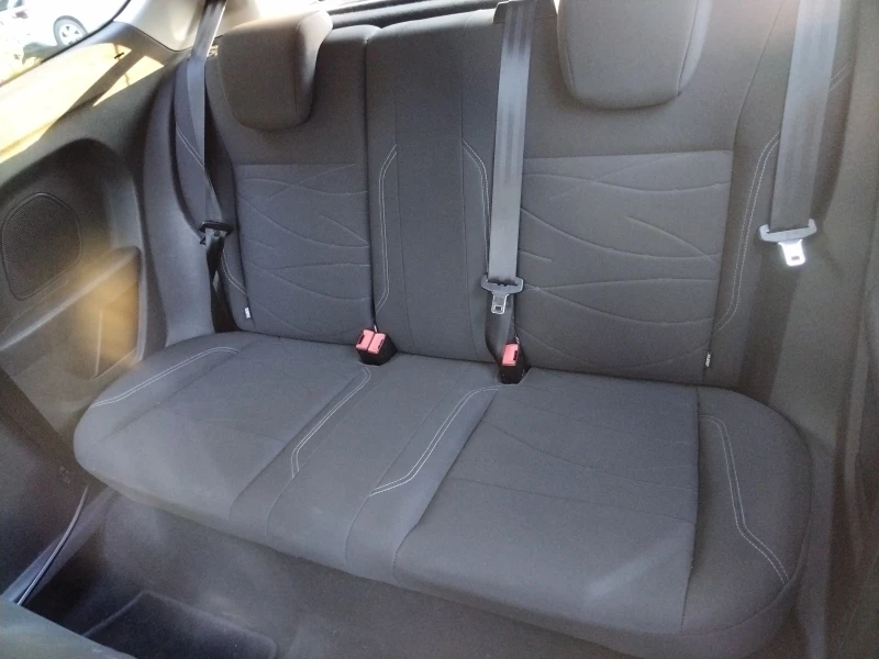 Ford Fiesta 1.6 tdci ECOnetic, снимка 8 - Автомобили и джипове - 52598336