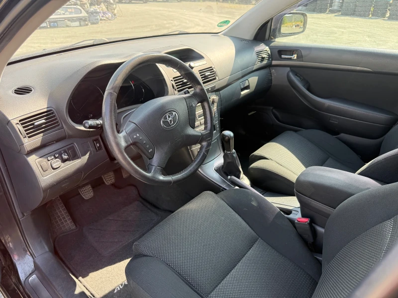 Toyota Avensis 1.8, снимка 9 - Автомобили и джипове - 50965209