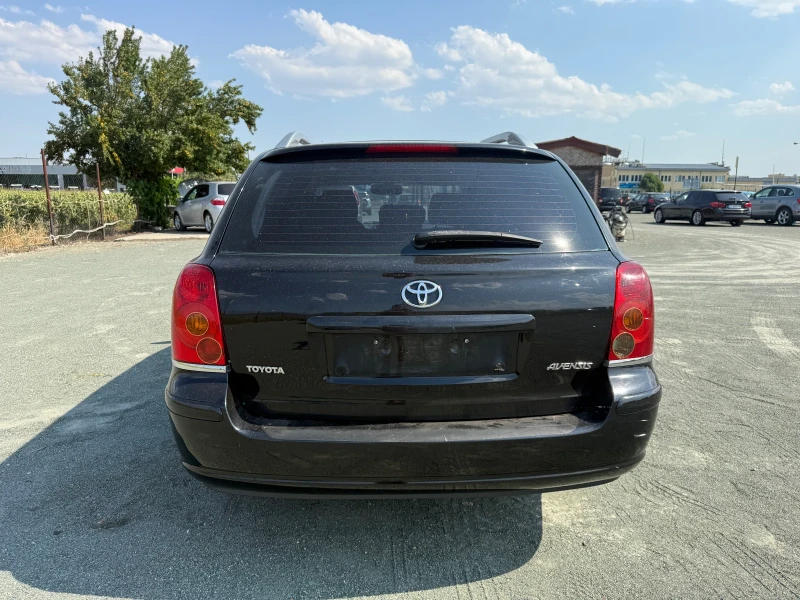 Toyota Avensis 1.8, снимка 5 - Автомобили и джипове - 50965209