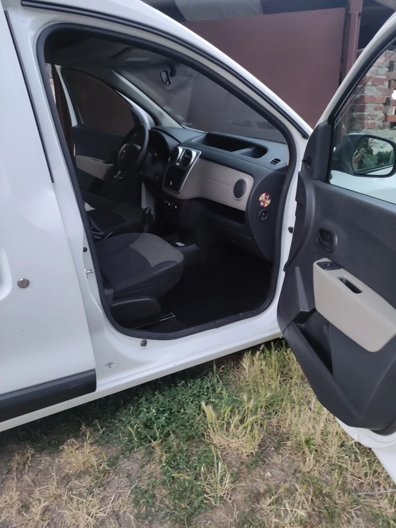 Dacia Dokker, снимка 5 - Автомобили и джипове - 52059335