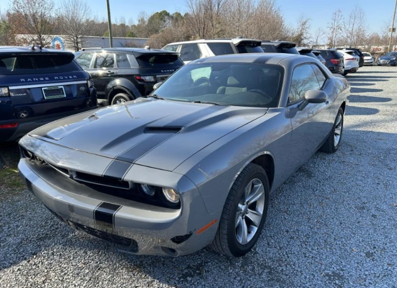 Dodge Challenger, снимка 2 - Автомобили и джипове - 52976991