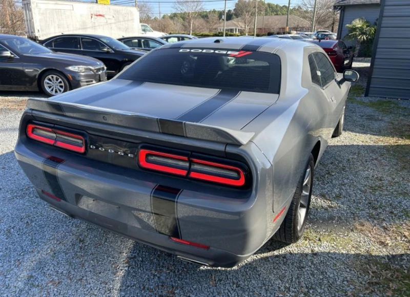 Dodge Challenger, снимка 4 - Автомобили и джипове - 52976991