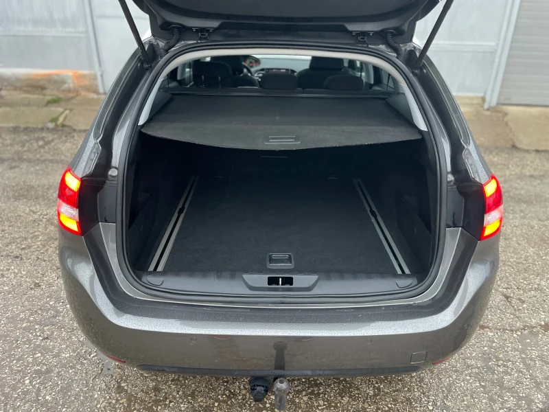 Peugeot 308 2.0 HDi 150HP* TOP* Състояние, снимка 14 - Автомобили и джипове - 53286407