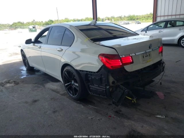 BMW 740 M Sport - изображение 3