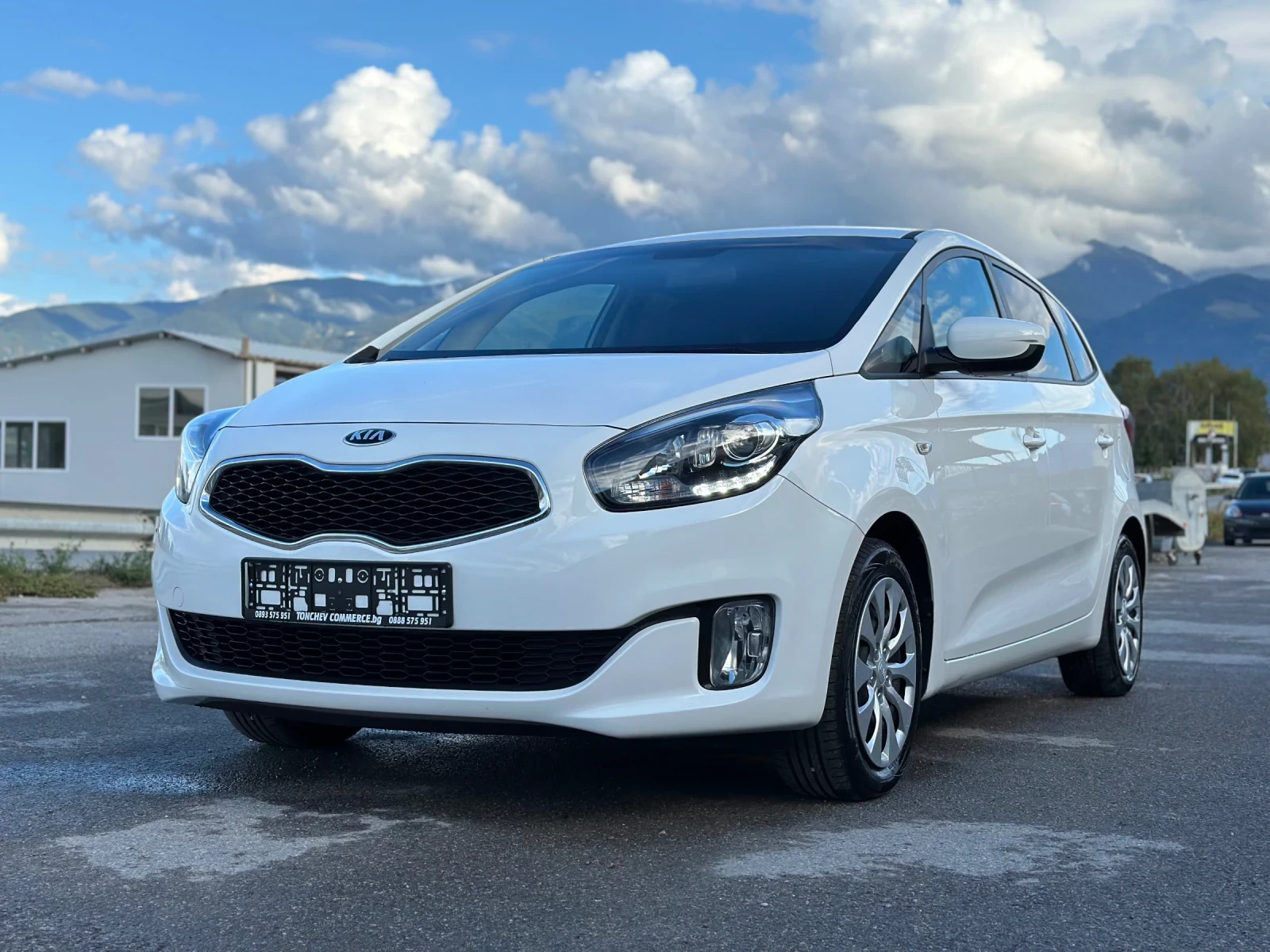 Kia Carens 1.6i-FACE-168.000km-NEW-LED-AVTOPILOT-TOP-TOP-TOP - изображение 3