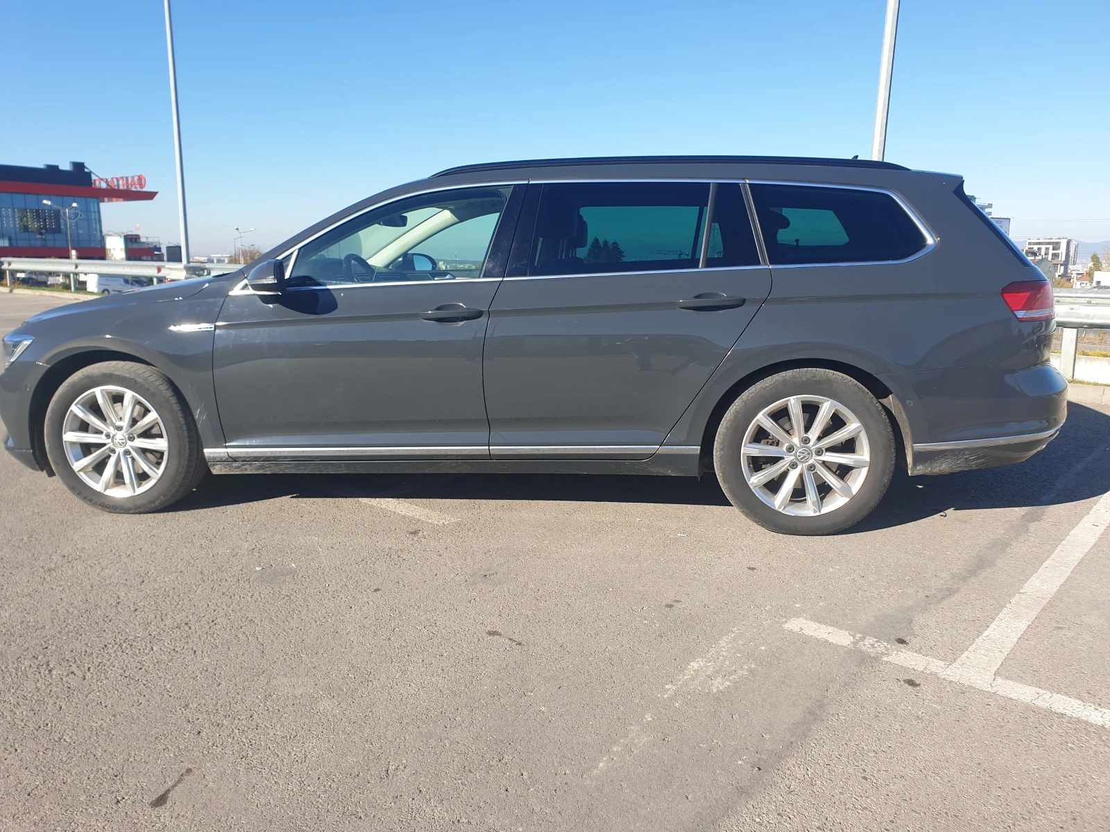 VW Passat 2.0TDI 190hp 4x4 DSG 7 Highline - изображение 4