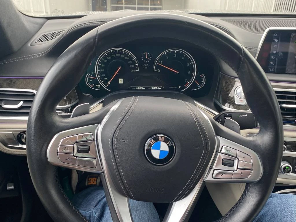 BMW 750 i xDrive* CARFAX* ОПЦИЯ ЗА ФИНАНСИРАНЕ*  - изображение 6