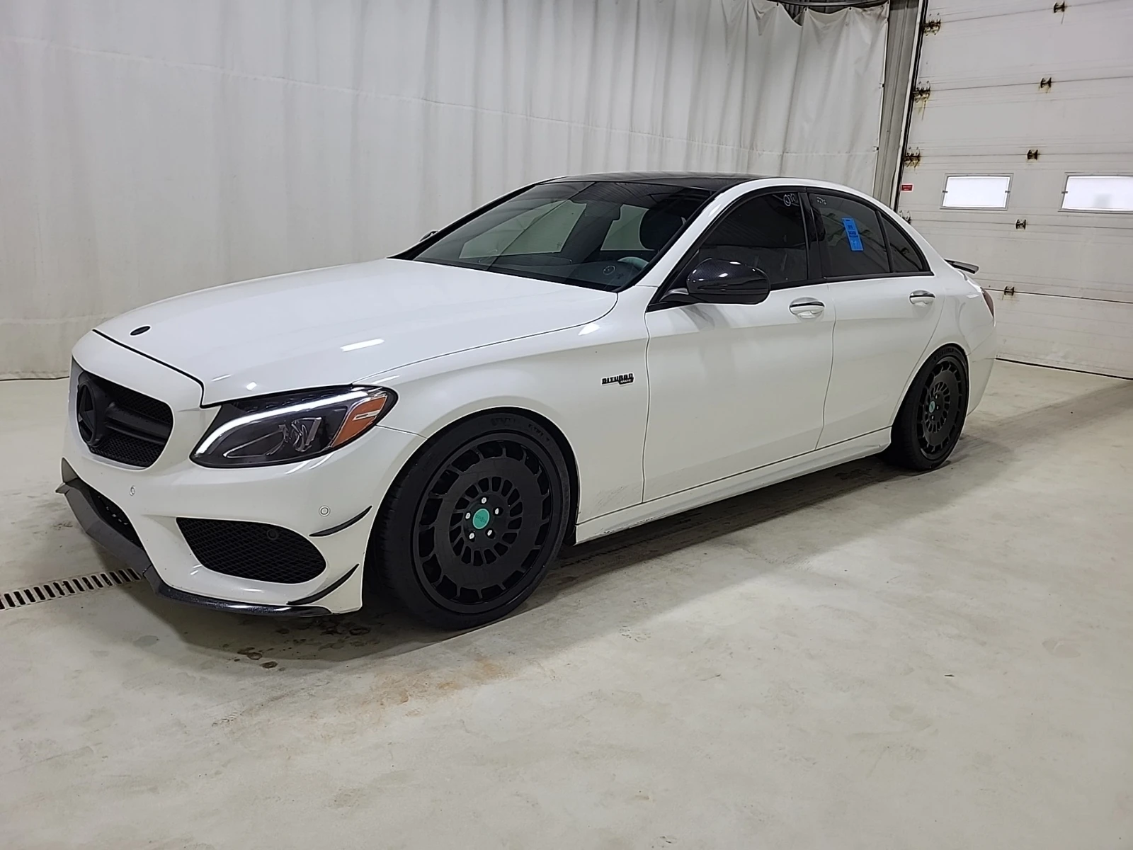 Mercedes-Benz C 400 AMG PACK* BURMASTER* AMBIENT* CARFAX*  - изображение 2