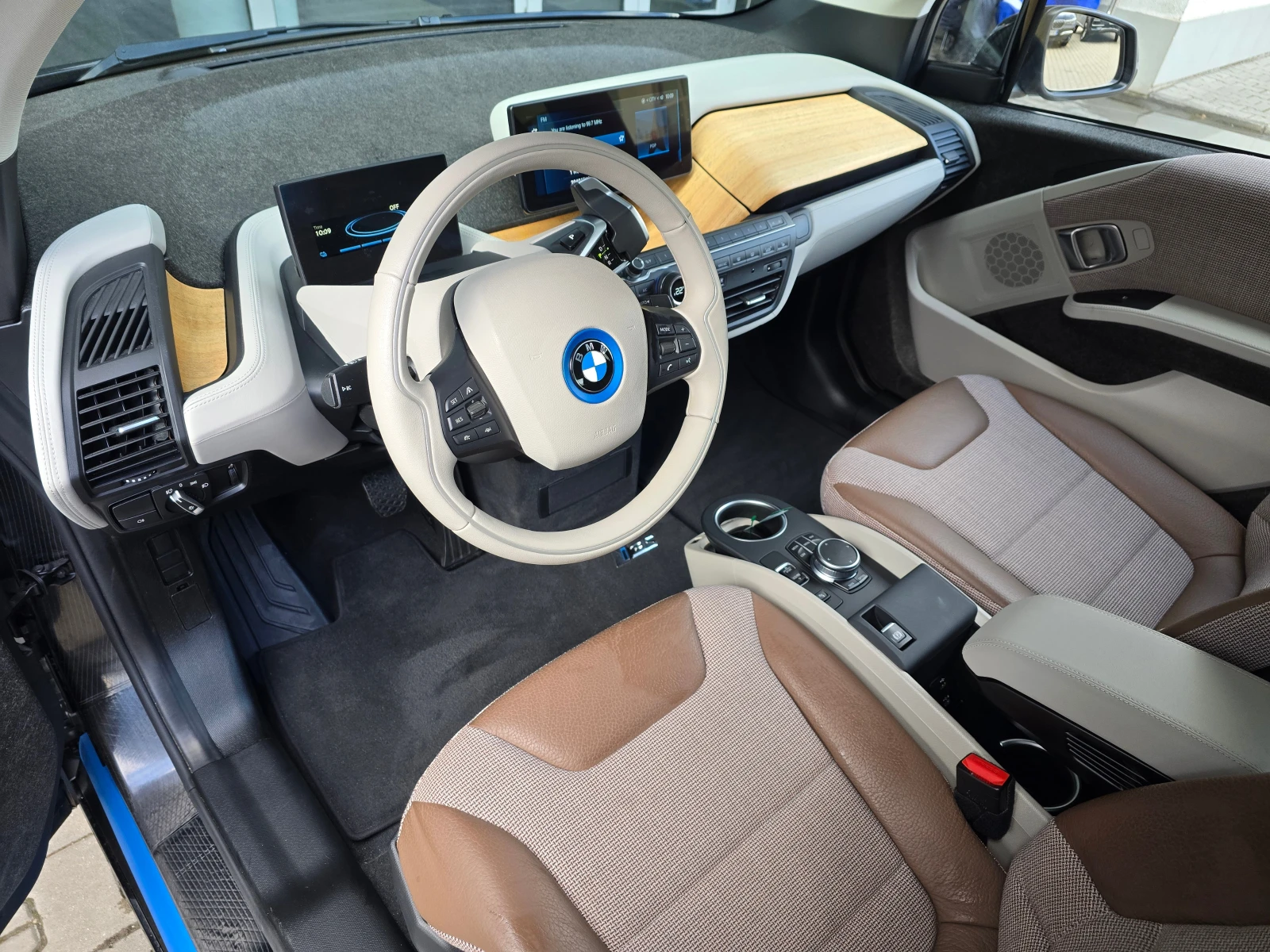 BMW i3 s 120Ah - изображение 9