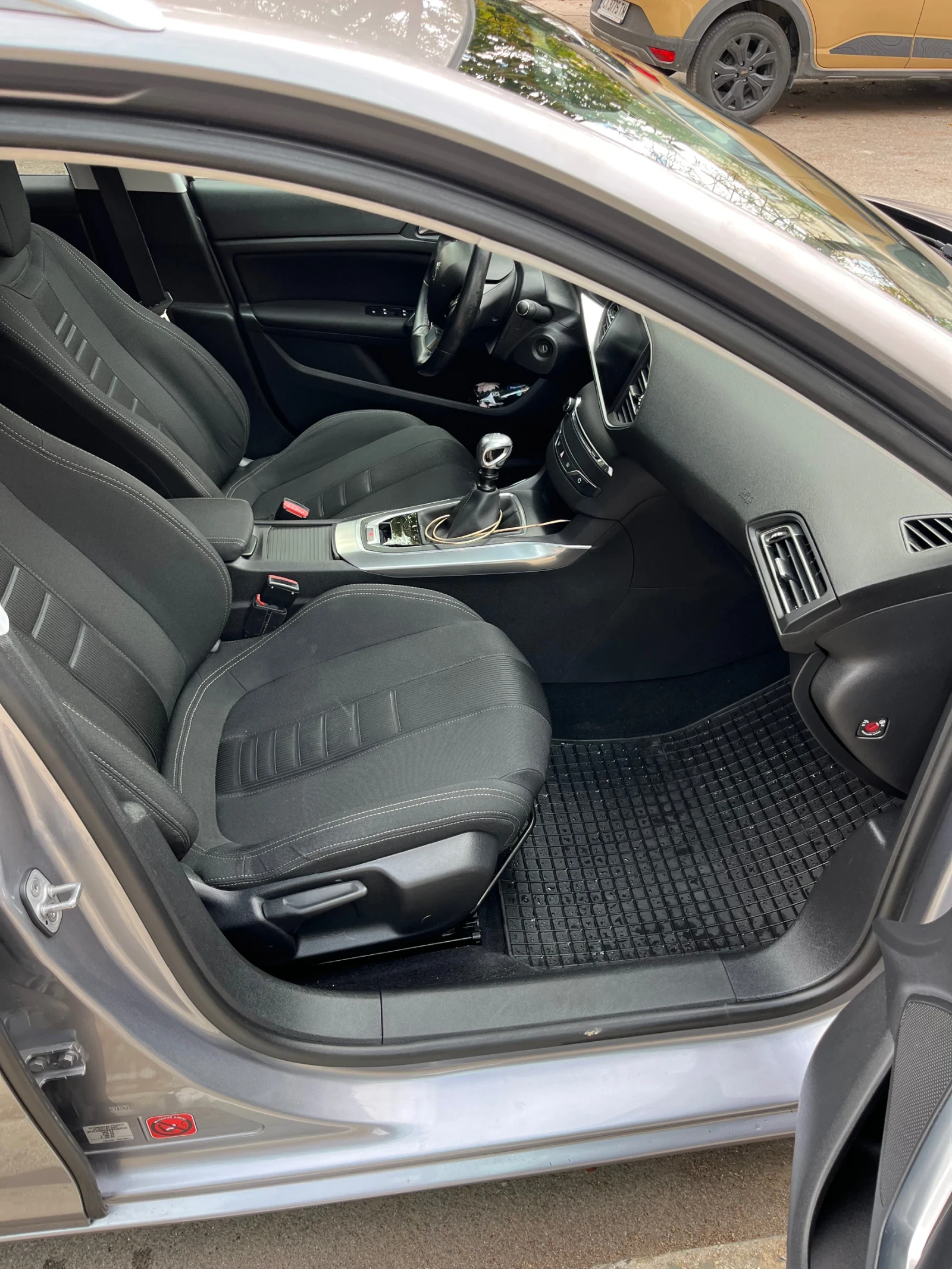 Peugeot 308 1.6 HDI | Mobile.bg   11