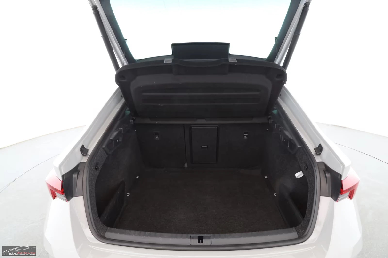 Skoda Octavia 2.0TSI/vRS/245HP/DSG/ACC/AMBI/KLESS/MEMO/HUD/833f - изображение 7