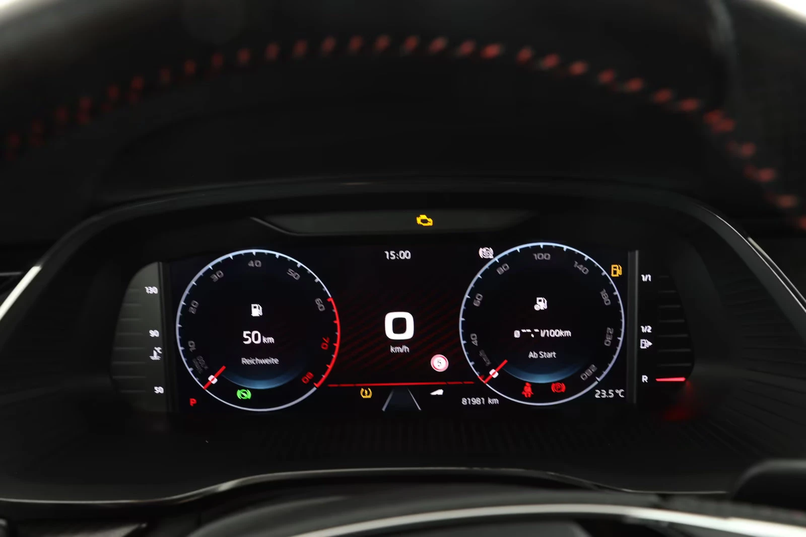 Skoda Octavia 2.0TSI/vRS/245HP/DSG/ACC/AMBI/KLESS/MEMO/HUD/833f | Mobile.bg   11