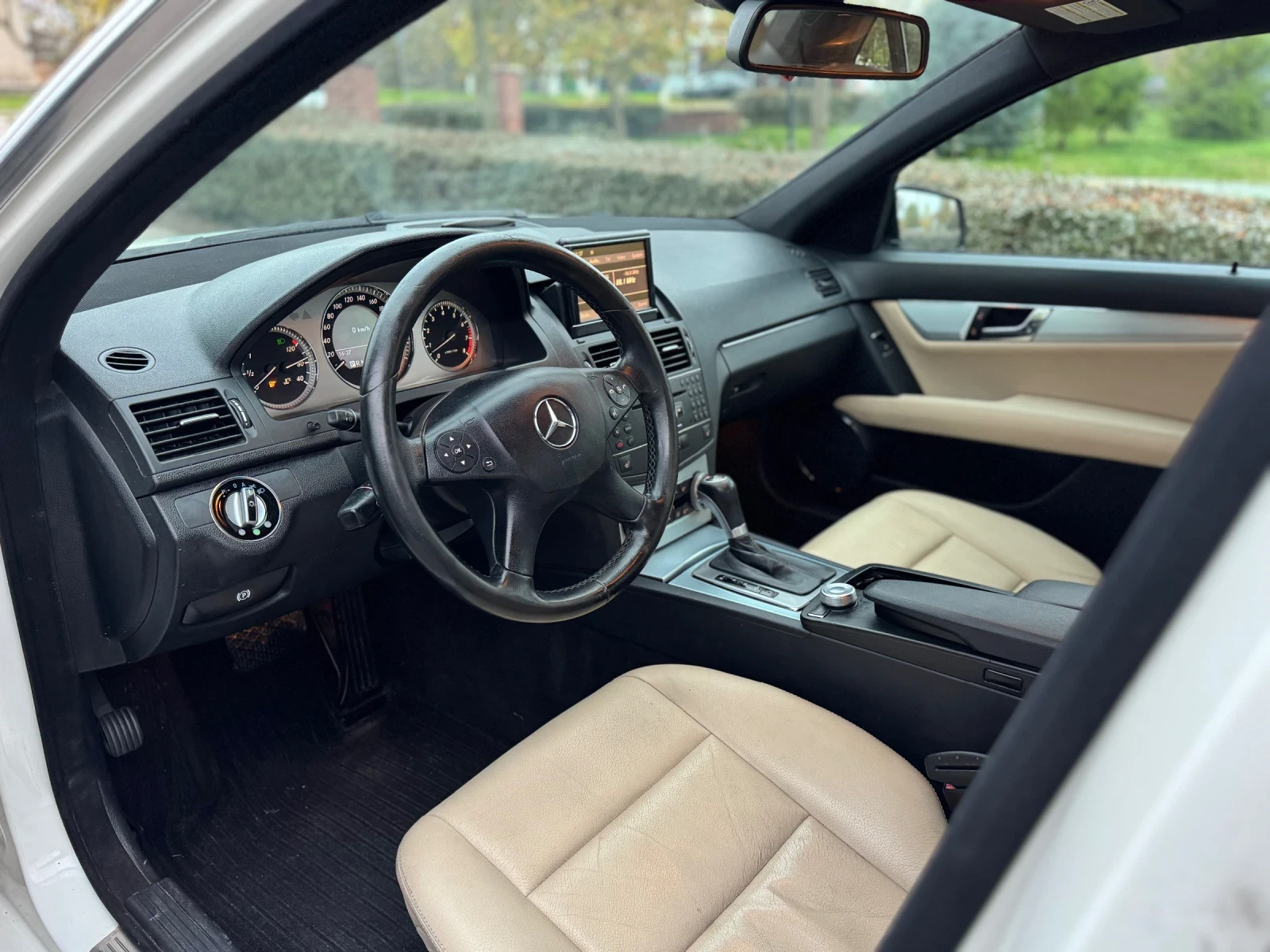 Mercedes-Benz C 300 i AMG - изображение 6