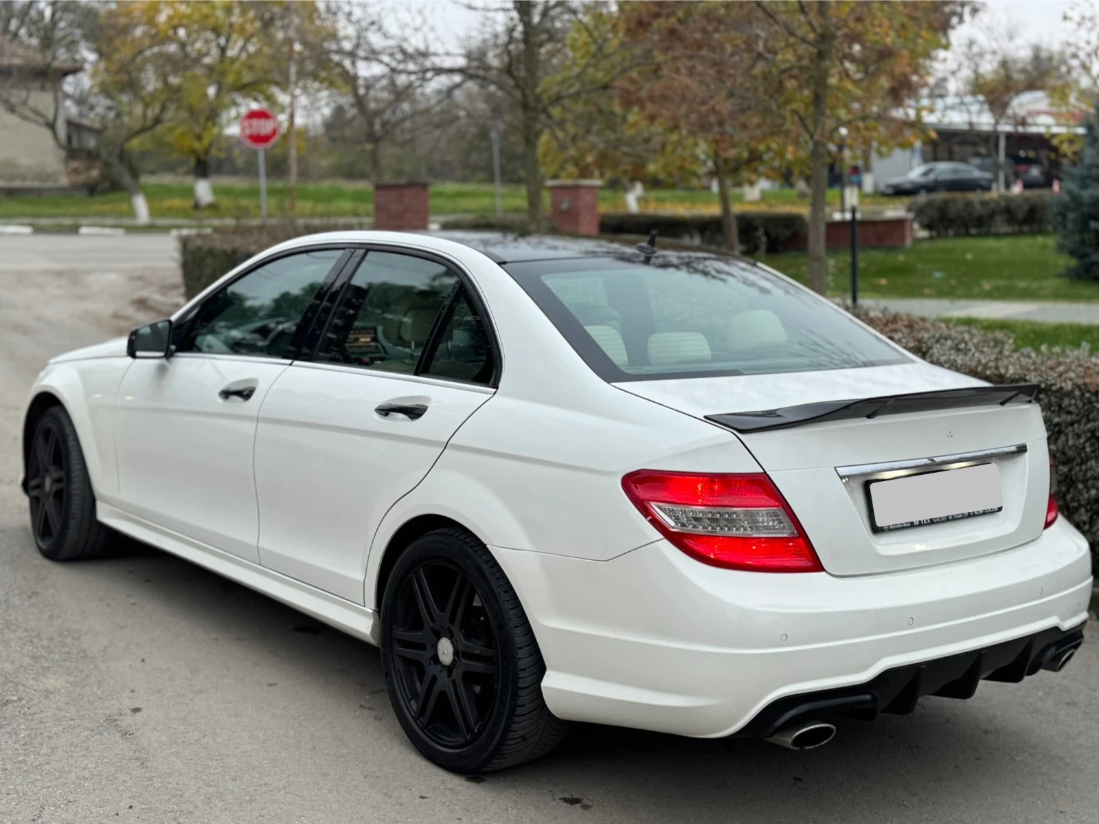 Mercedes-Benz C 300 i AMG - изображение 4