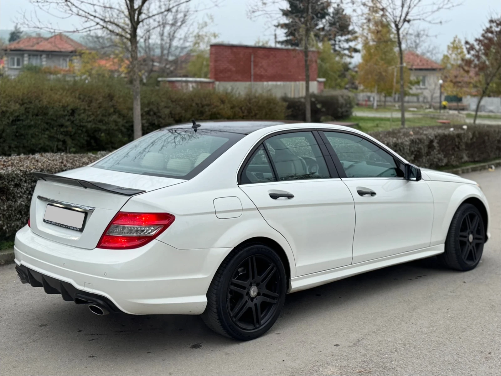 Mercedes-Benz C 300 i AMG - изображение 3