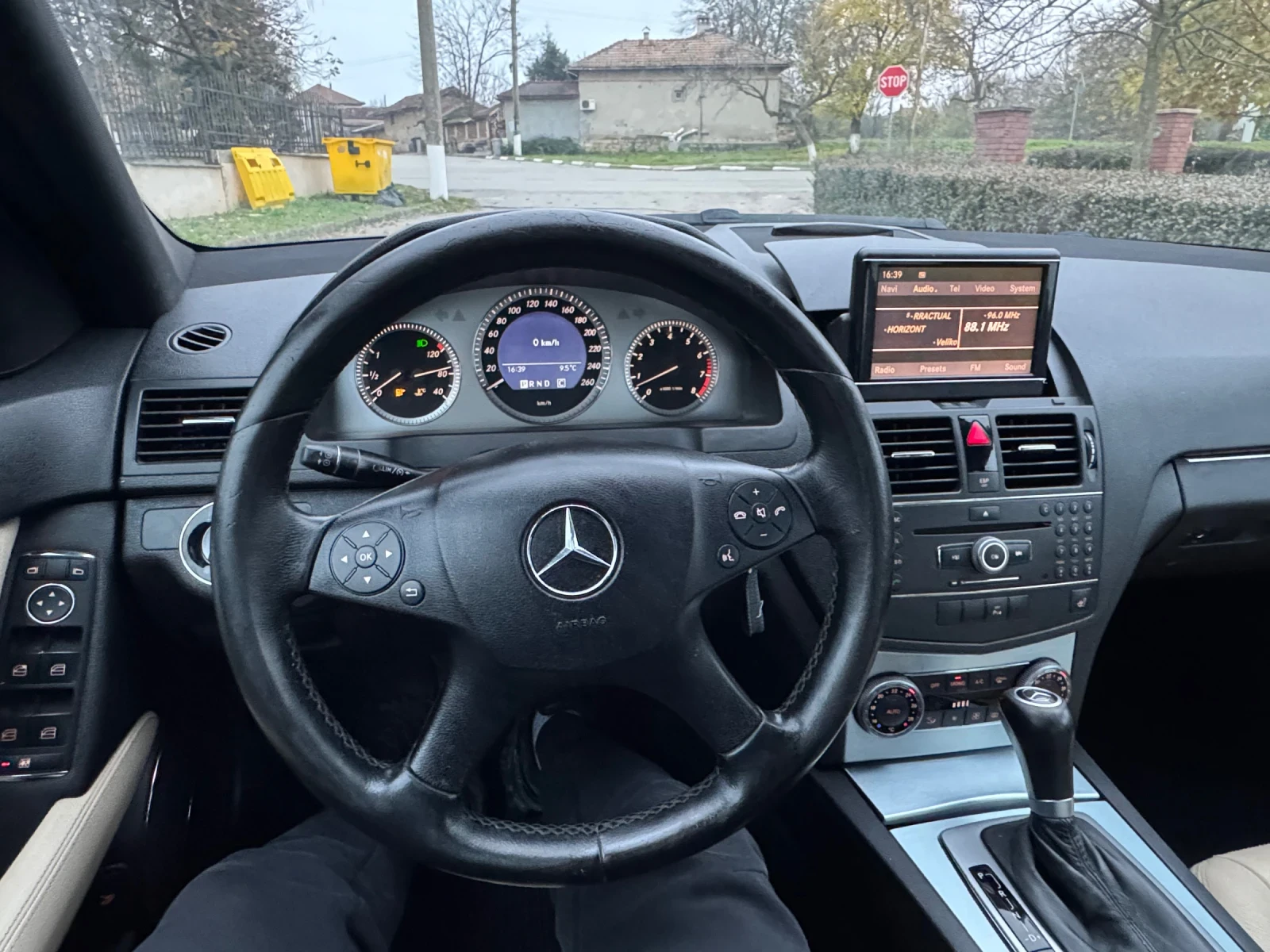 Mercedes-Benz C 300 i AMG - изображение 10