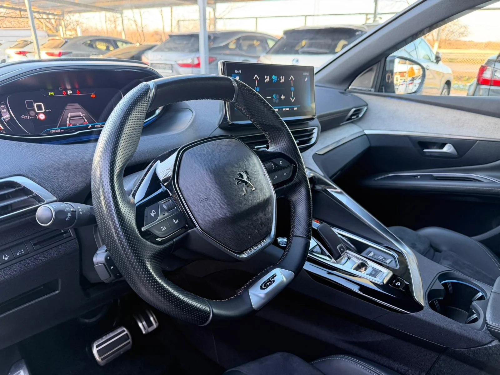 Peugeot 3008 Facelift/GT/Auto/360Camera/Гаранция  - изображение 10