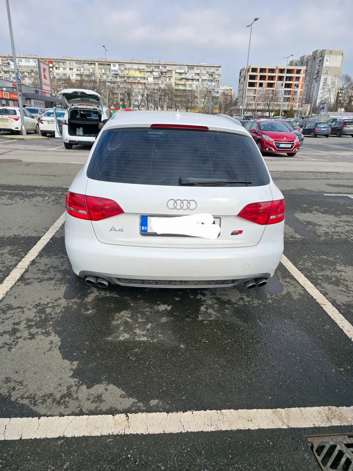 Audi A4  - изображение 4