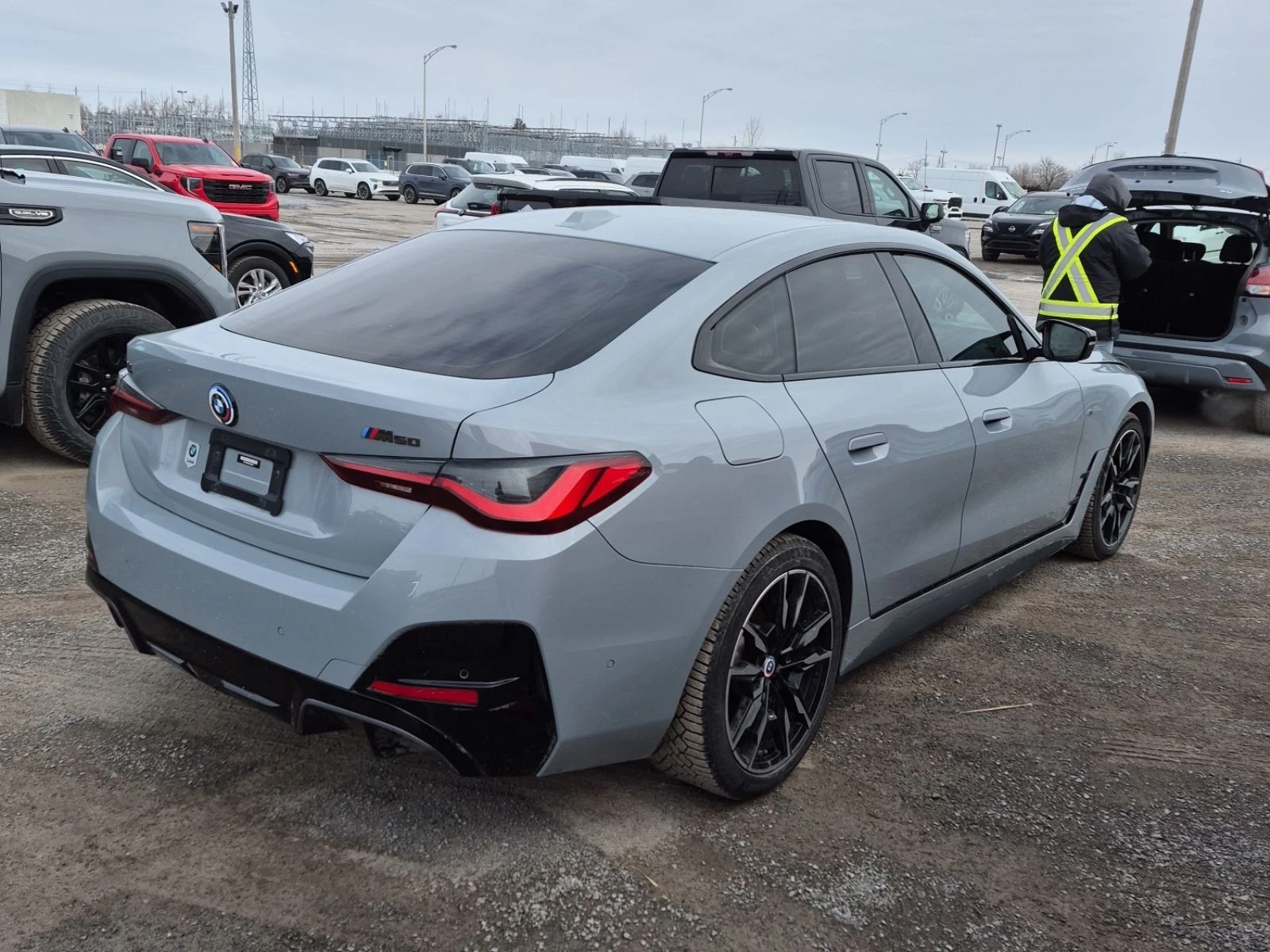 BMW i4 M50 С РЕГИСТРАЦИЯ & АВТО КРЕДИТ, снимка 3 - Автомобили и джипове - 53735331