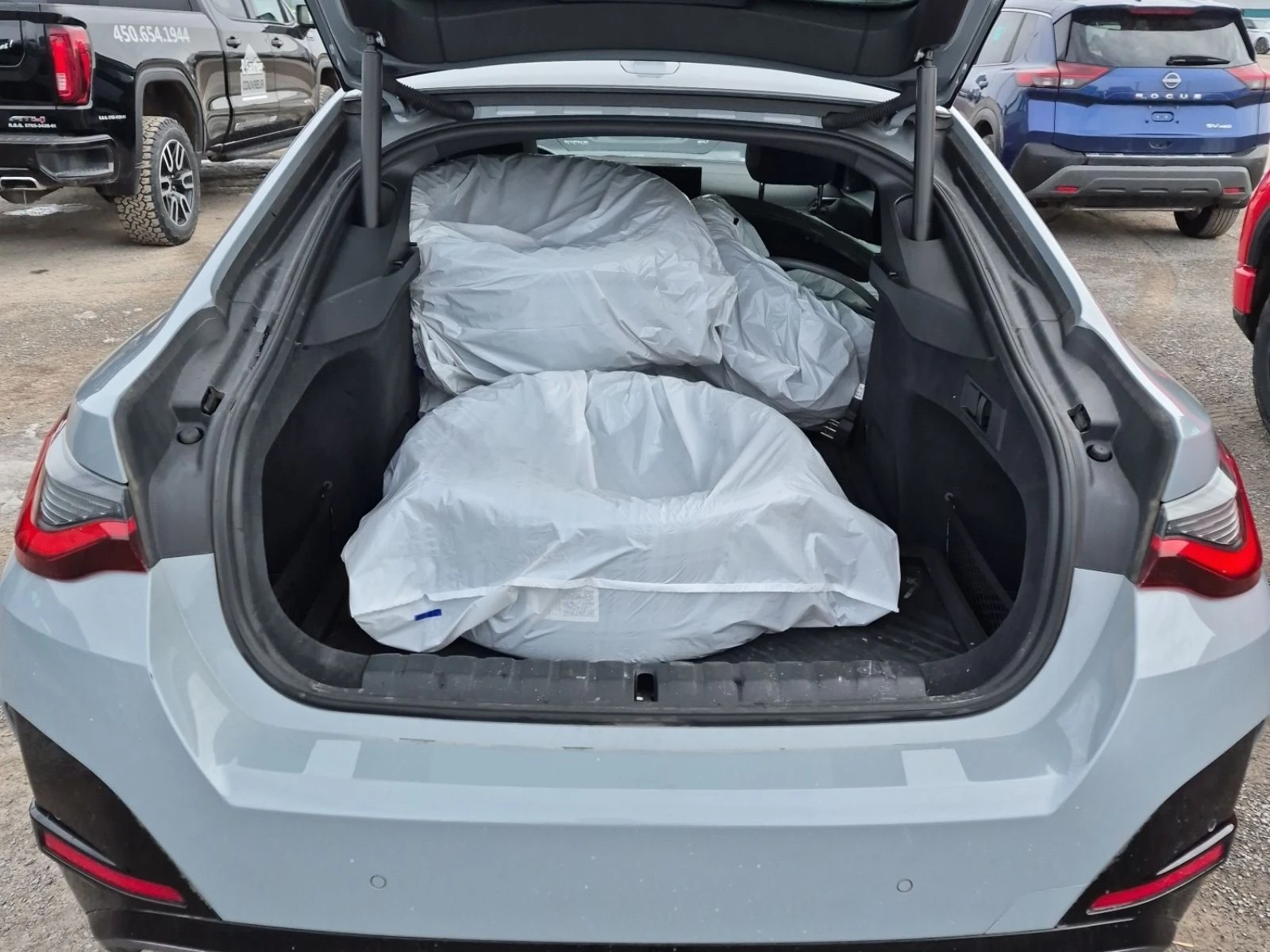 BMW i4 M50 С РЕГИСТРАЦИЯ & АВТО КРЕДИТ, снимка 14 - Автомобили и джипове - 53735331