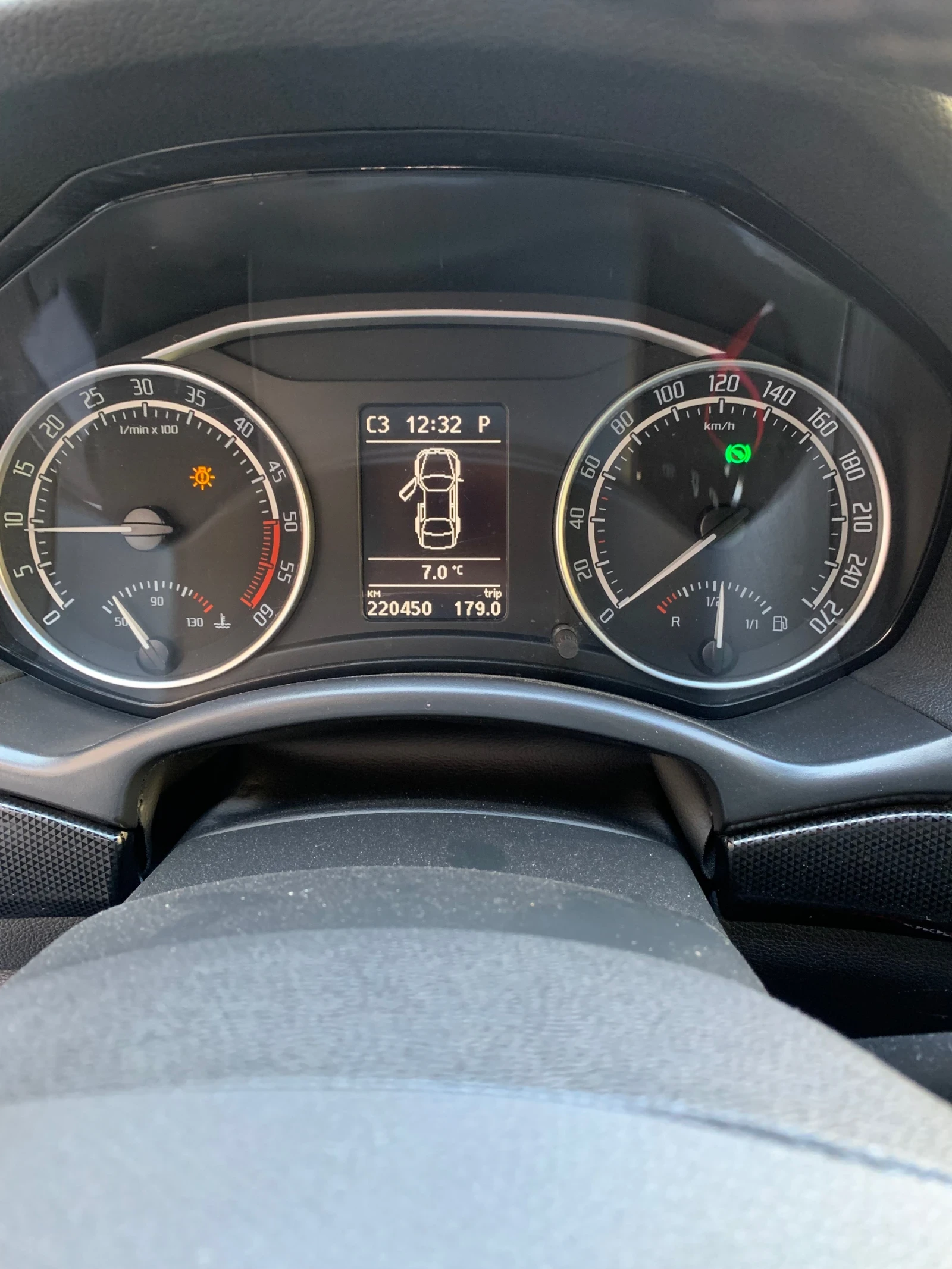 Skoda Octavia VRS, снимка 9 - Автомобили и джипове - 53836330