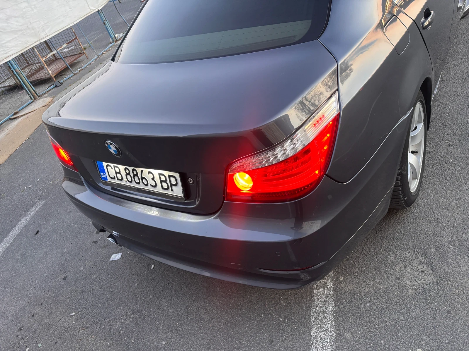 BMW 520 E60 177hp - Перфектен - 2 комплекта джанти, снимка 6 - Автомобили и джипове - 54086489