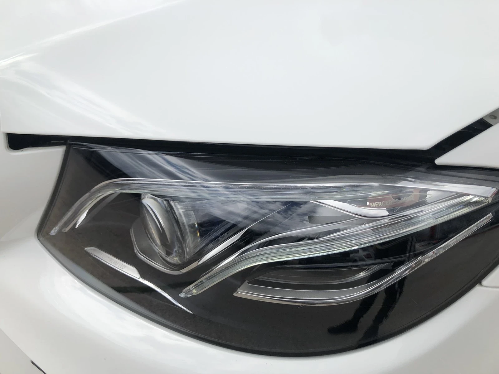 Mercedes-Benz E 220  AMG 4Matic Burmester Pano Digital, снимка 16 - Автомобили и джипове - 54096064