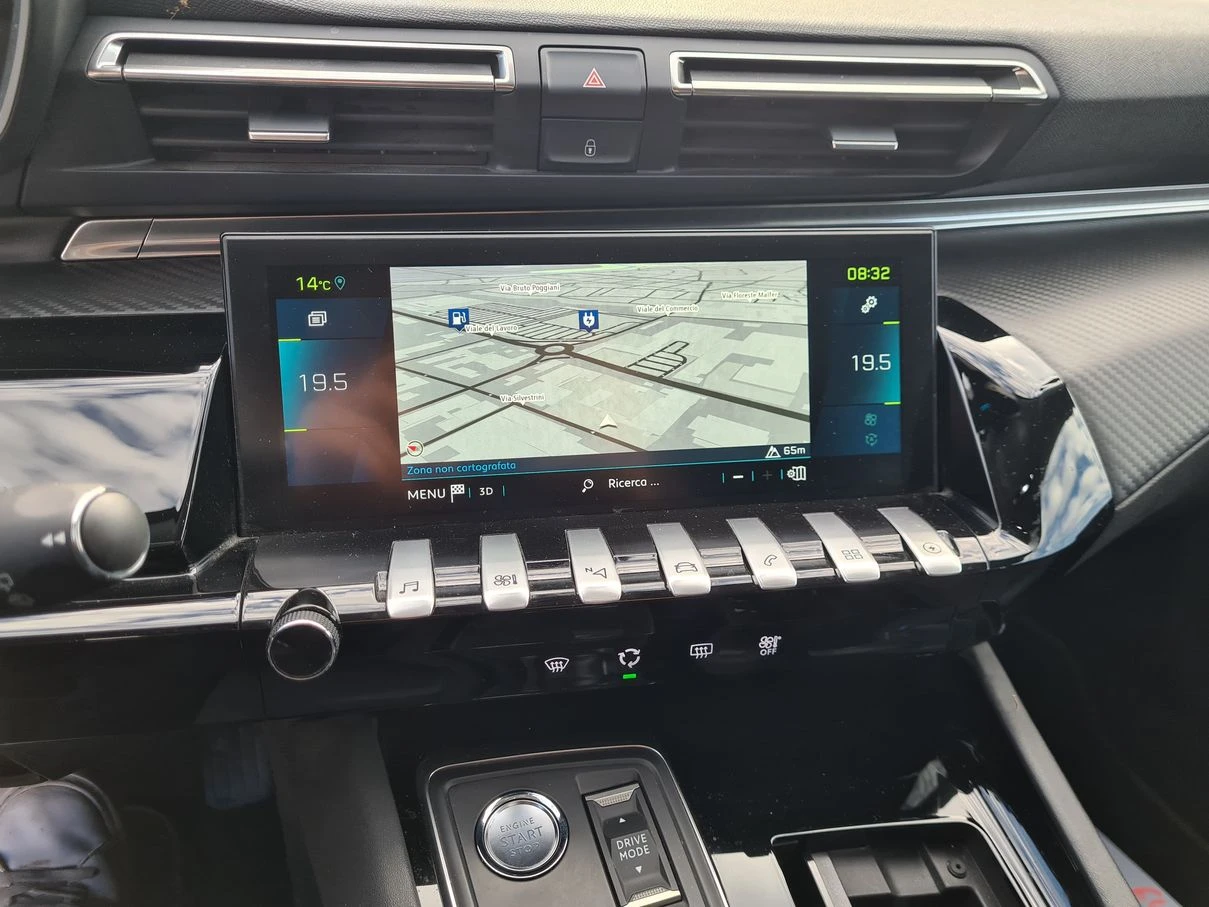 Peugeot 508 SW 1.6 Allure Pack AWD, снимка 9 - Автомобили и джипове - 54331279