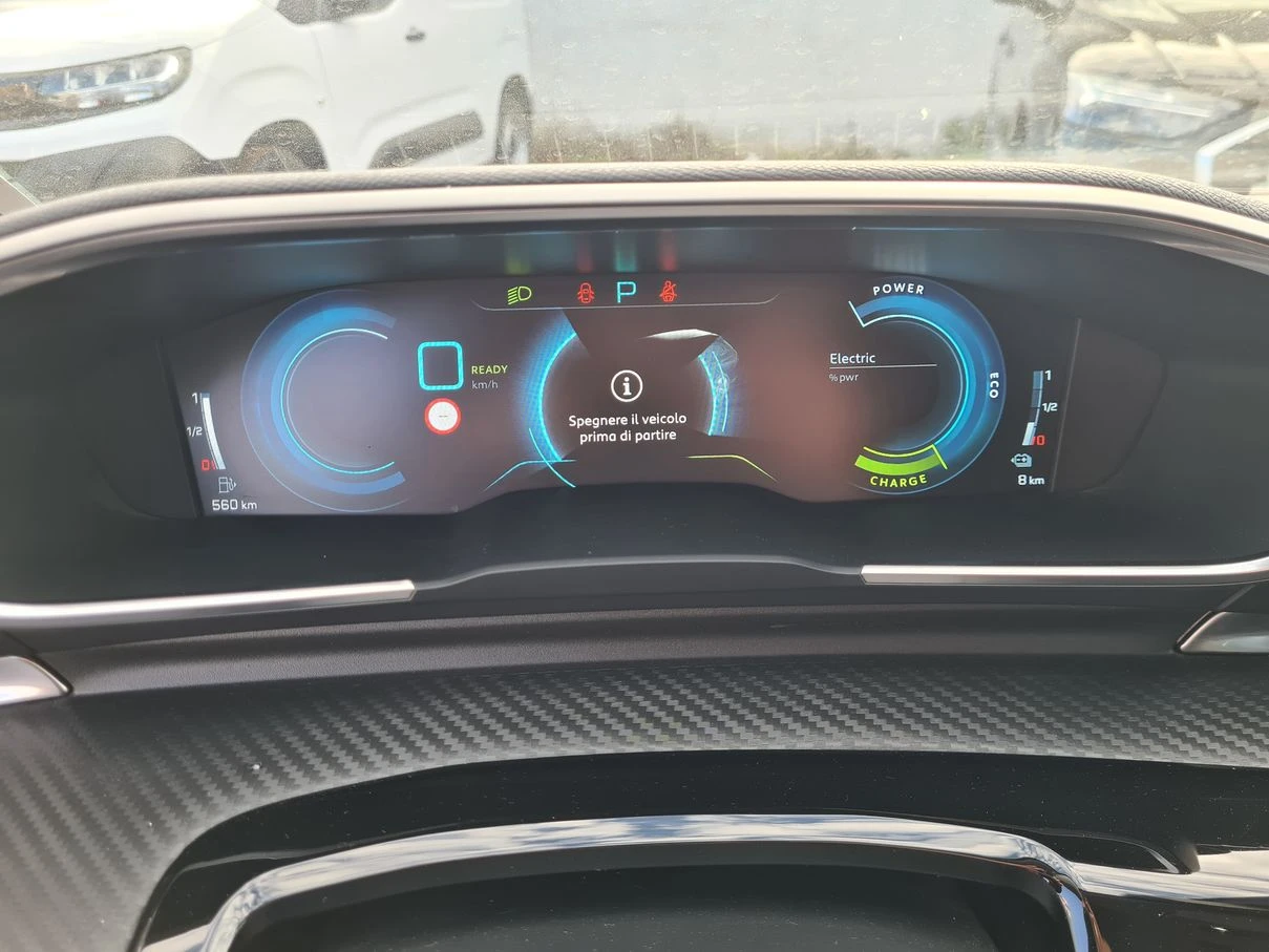 Peugeot 508 SW 1.6 Allure Pack AWD, снимка 8 - Автомобили и джипове - 54331279