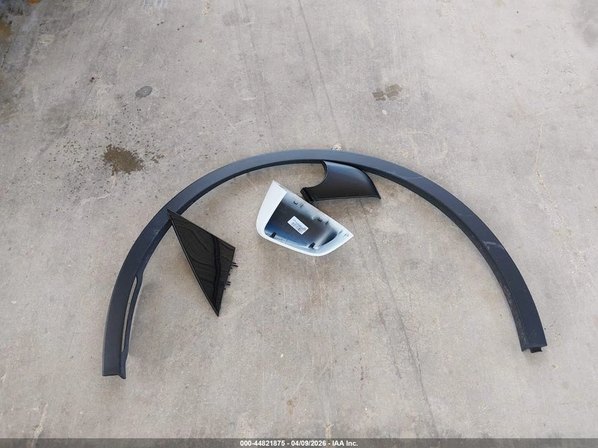 Tesla Model Y Long Range Dual Motor All-Wheel Drive, снимка 12 - Автомобили и джипове - 54419091