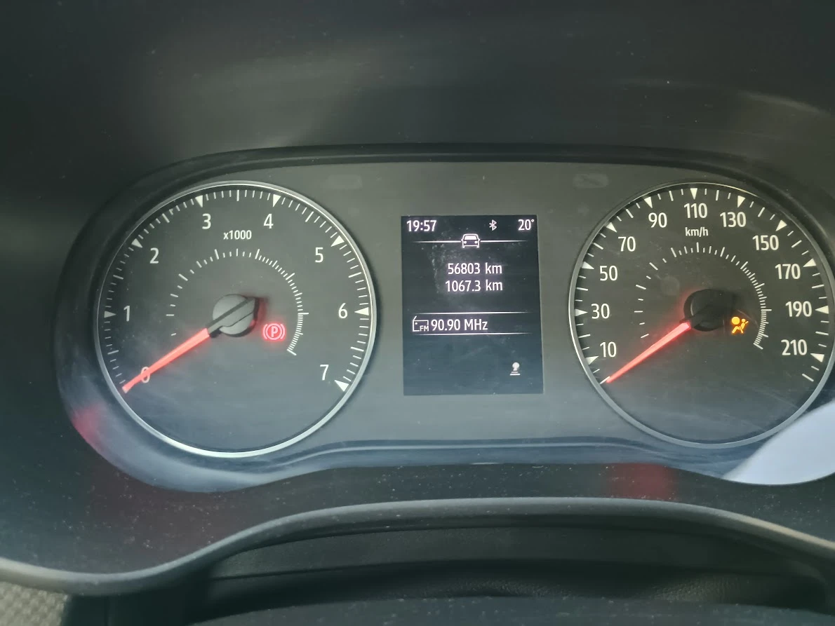 Dacia Sandero 1.0, EURO 6, снимка 8 - Автомобили и джипове - 54452517