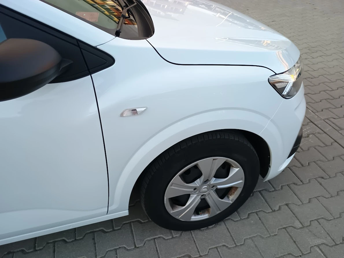 Dacia Sandero 1.0, EURO 6, снимка 5 - Автомобили и джипове - 54452517