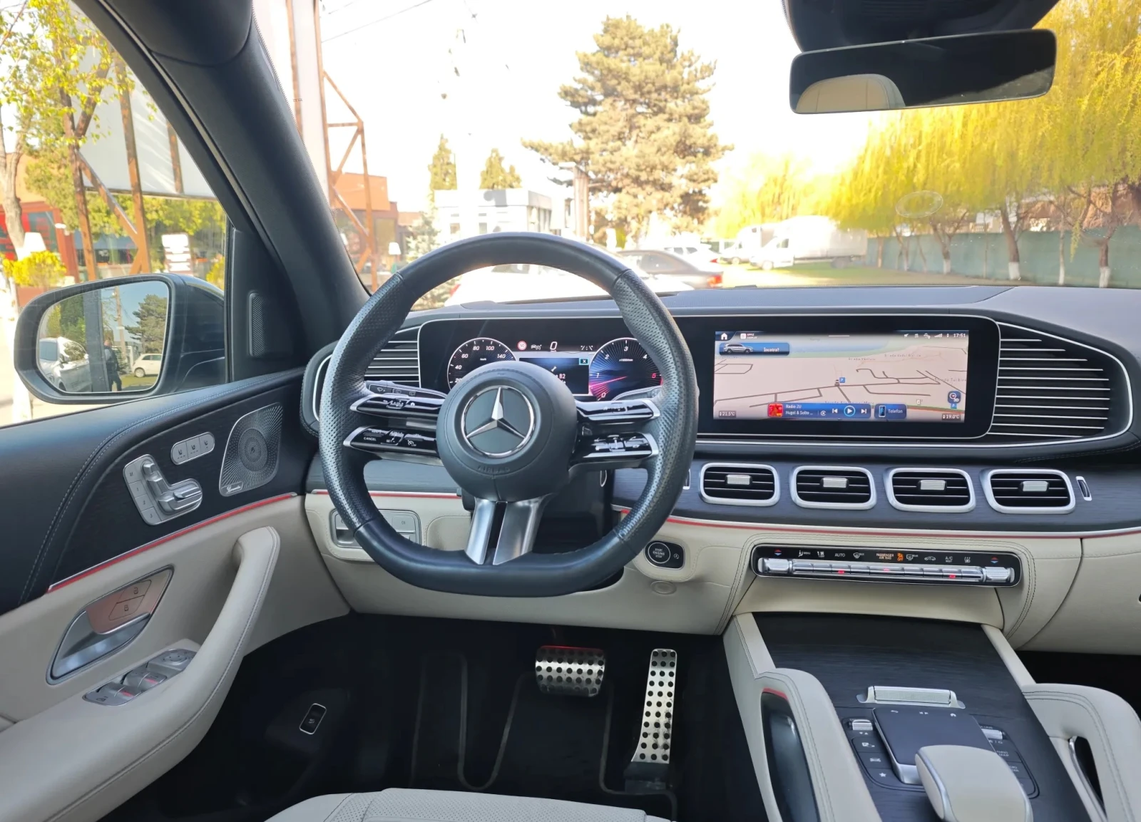 Mercedes-Benz GLS 450 d 4MATIC AMG-LINE, снимка 10 - Автомобили и джипове - 54709240