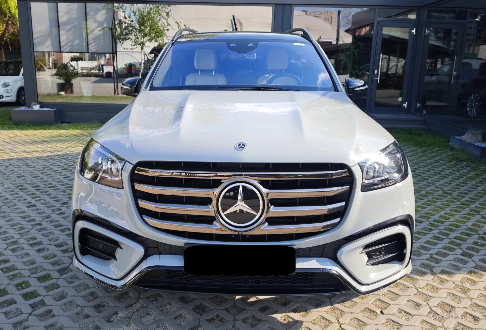 Mercedes-Benz GLS 450 d 4MATIC AMG-LINE, снимка 2 - Автомобили и джипове - 54709240
