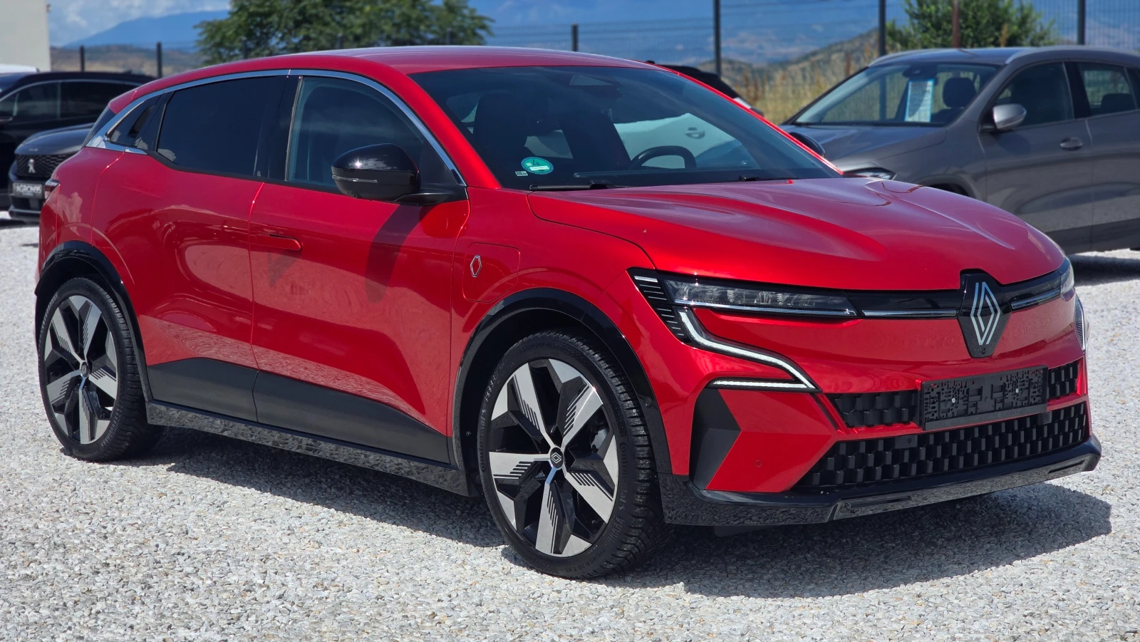 Renault Megane * ГАРАНЦИОНЕН* ТЕРМОПОМПА* EV60* E-TECH* TECHNO* , снимка 3 - Автомобили и джипове - 54780833